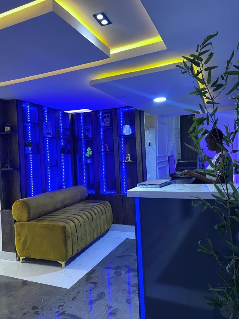 Villa Palazzo Hotel 2 Ikeja Buitenkant foto