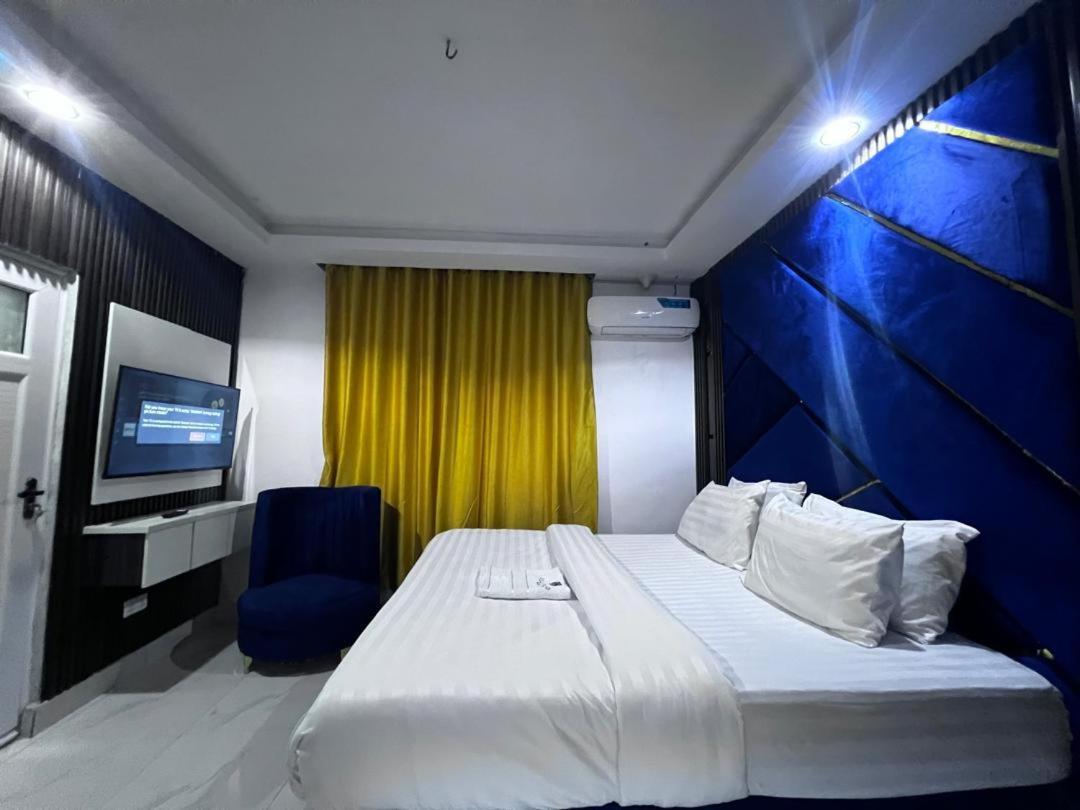 Villa Palazzo Hotel 2 Ikeja Buitenkant foto