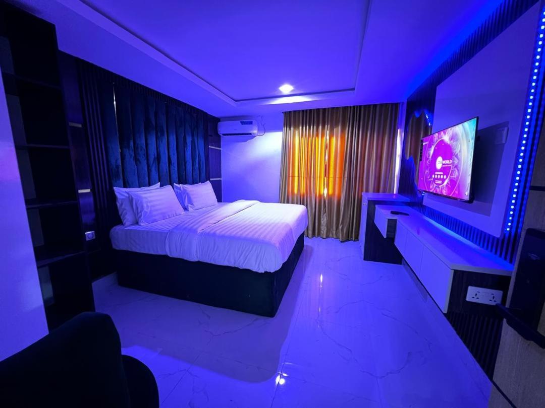 Villa Palazzo Hotel 2 Ikeja Buitenkant foto